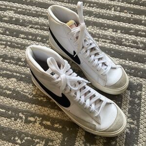 Nike Blazer High Top Shoes, Size 10, Black and White